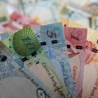 San Baje Patka - realnost u Kuvajtu: Ovde lova stvarno pada s' neba! (VIDEO)