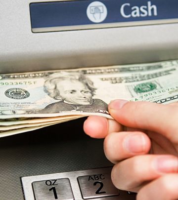 SAJBER PLJAČKA VEKA: Poslali virus imejlom i ojadili banke!