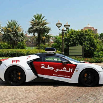 Kao na filmu: Nova "zvezda" policije Abu Dabija!