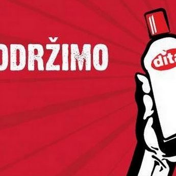 Podrška radnicima iz Tuzle: ''Fakat miriše bijelo'' (VIDEO)