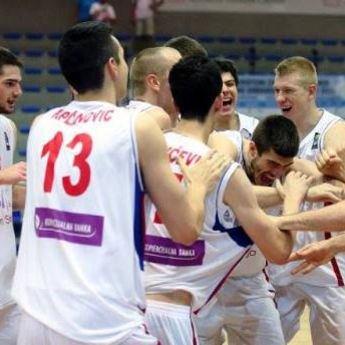 Mladi košarkaši Srbije na krovu Evrope!