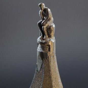 FOTO PRIČA: Bosanac pravi skulpture na grafitnim olovkama