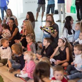 Humanost na delu: Časovima jezika za ugrožene mališane