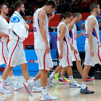 Košarkaši, biće bolje: Dirljiva poruka malog Andrije (VIDEO)