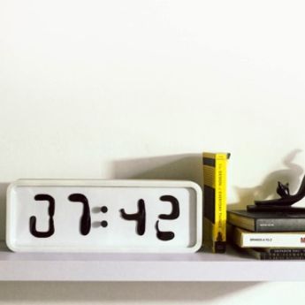 Srpski izum: Ovako izgleda sat koji teče! (VIDEO)