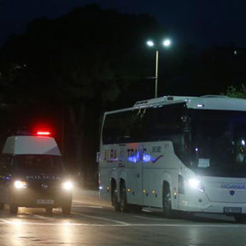 Srpski fudbaleri u šoku posle kamenovanja autobusa