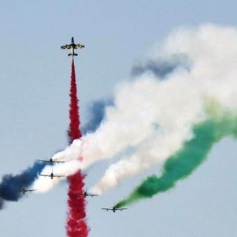 Dubai Airshow 2015: Nebeski spektakl