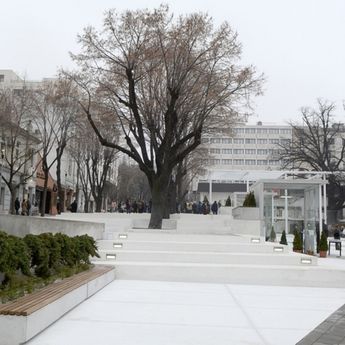 Umiveno lice Beograda: Cvetni trg u novom ruhu (FOTO)