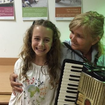 VIDEO DANA: Ova devojčica će vam rastopiti srce!