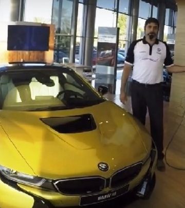 Moja priča: U carstvu luksuznih automobila u Dubaiju (VIDEO)