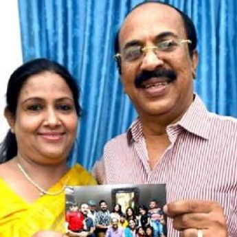 Dirljiva ispovest: Povratak kući posle 48 godina u Emiratima