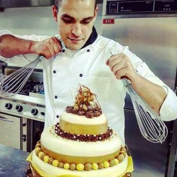 Filipove đakonije za vladarsku porodicu u Dubaiju (FOTO)