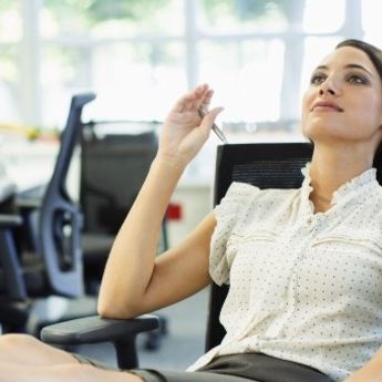 Upoznajte PET tipova ljudi koji rade u Dubaiju (FOTO)