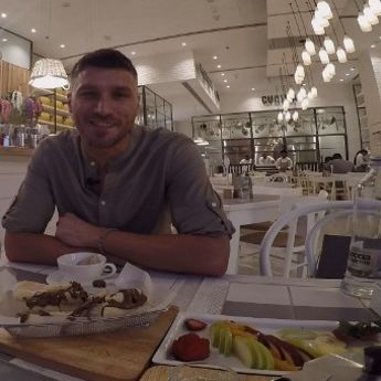 Na kafi sa Zlatkom Šušom: Saveti za modele u Dubaiju (VIDEO)