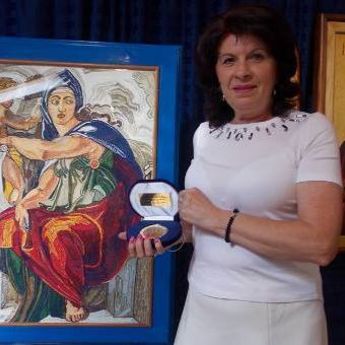 Zlatni prsti srpske učiteljice: Remek-dela od salveta (FOTO)