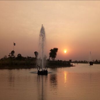Najlepše fotografije ljubavnog jezera u Dubaiju