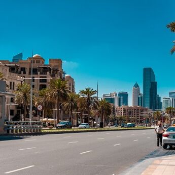 Uslovi putovanja iz Dubaija u Abu Dabi taksijem ili busom