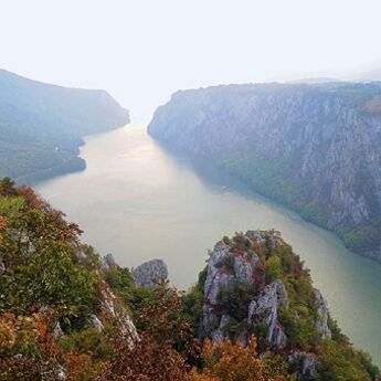 FOTO-PRIČA: Mistična klisura u Srbiji u kojoj Dunav vri