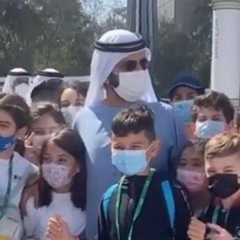 EXPO 2020 DUBAI: Šeik Muhamed sa decom na sajmu