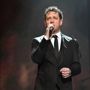 Dženan Lončarević u Dubaiju: Spremite se za praznik emocija!