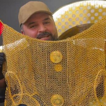 ​KUVAJT: Haljina od čistog zlata za Dan zaljubljenih