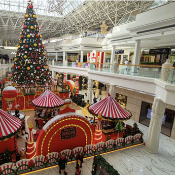 Expati u UAE proslavljaju Božić uz molitve, porodicu i bogatu trpez