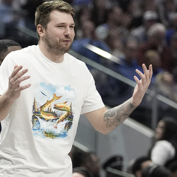 ​Luka Dončić u crvenom: Da li je Zvezda dobila novog navijača?