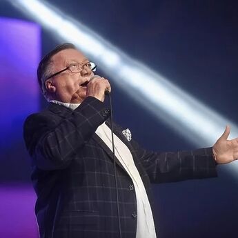 ​Halid Bešlić stiže u Emirate: Balkanska emocija u luksuzu Dubaija