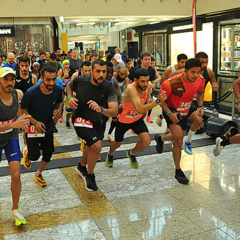 ​Trka kroz frižider: Tržni centri u Dubaiju postali letnje staze